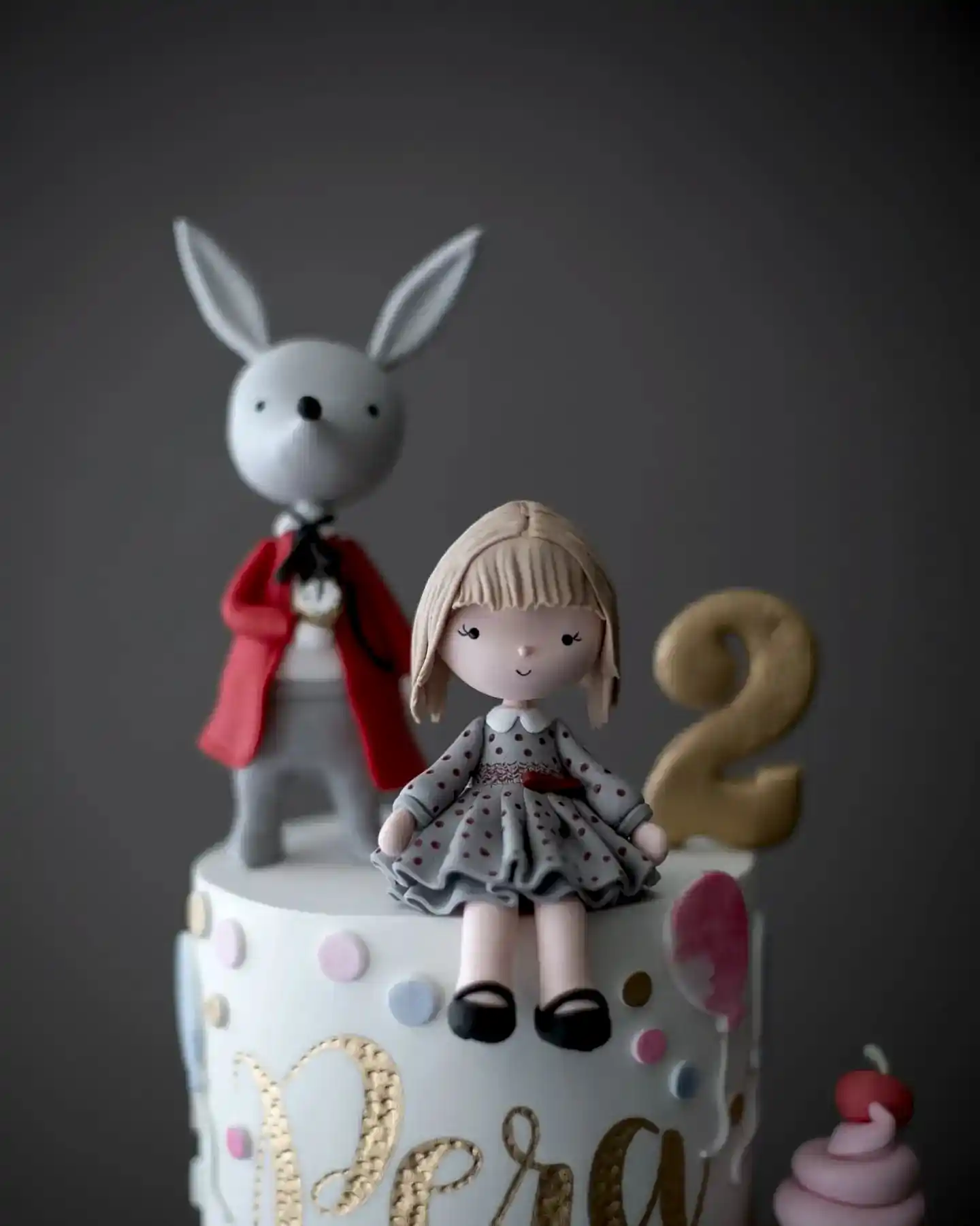 Alice Harikalar Diyarında Pasta