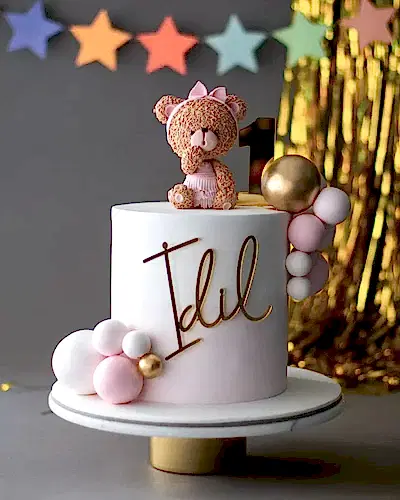 ayı pasta – pembe top süslemeli 1 yaş kız pastası