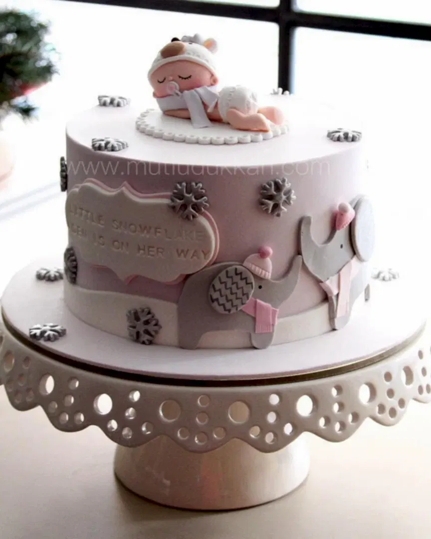 bebek pastası – pudra pembe renkli baby shower pastası