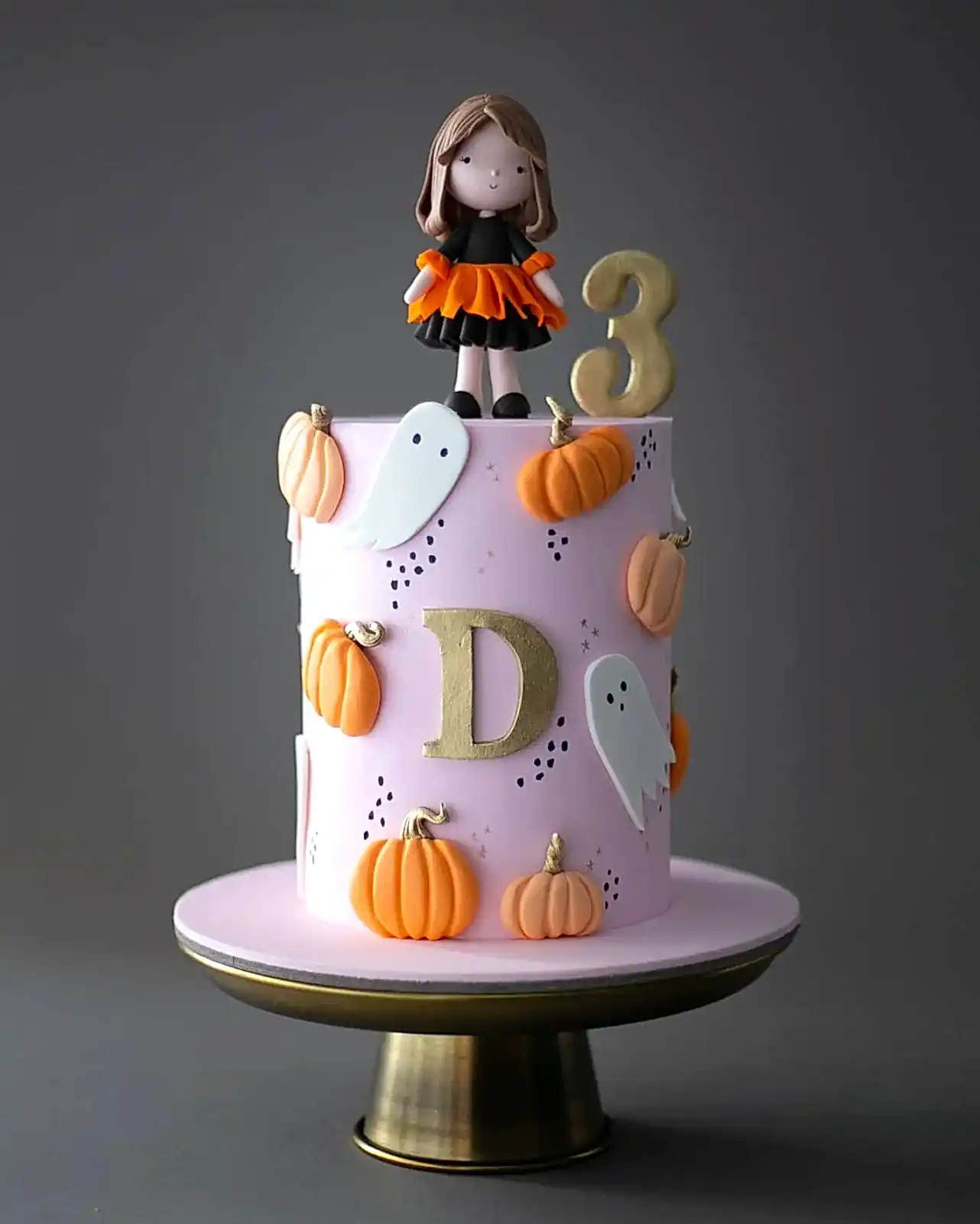 cadılar bayramı pasta – balkabağı ve hayaletli pasta