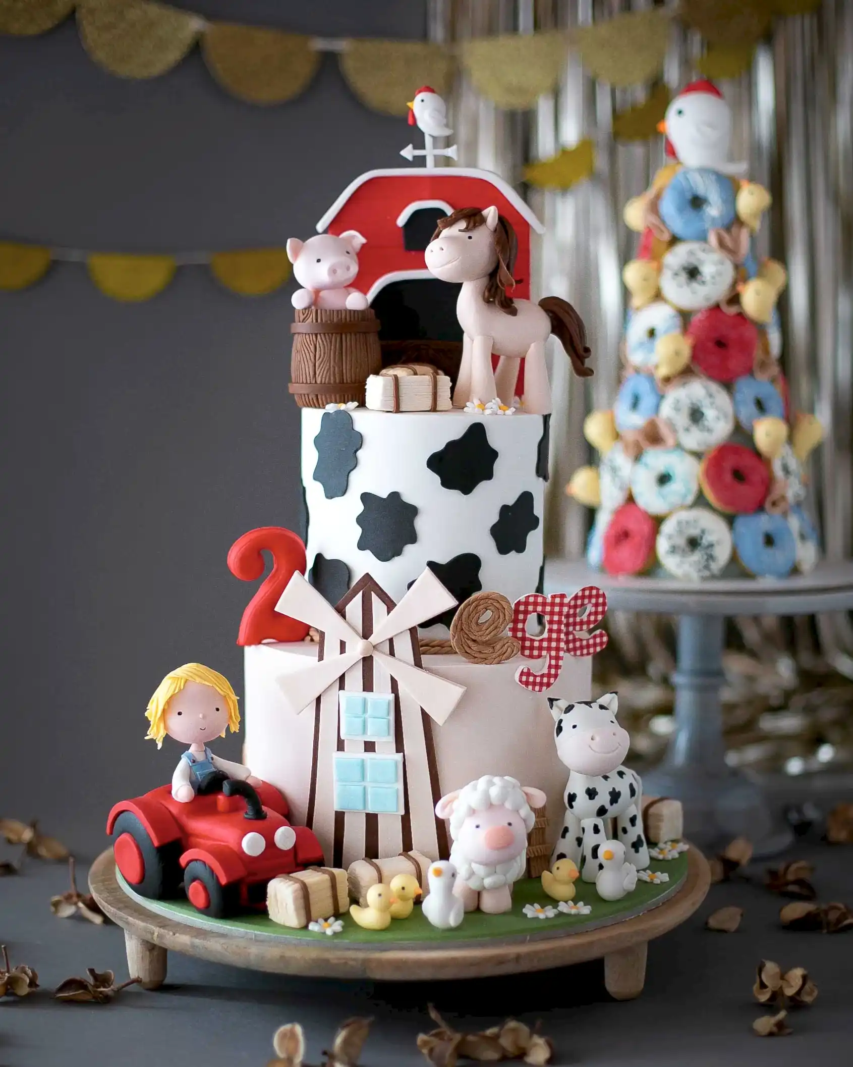 çiftlik pasta – traktör ve hayvan figürlü erkek pastası