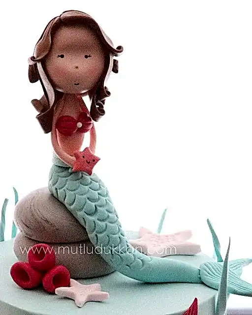 deniz kızı pasta – kırmızı balık temalı kız çocuk pastası