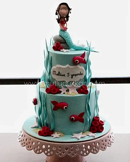deniz kızı pasta – kırmızı balık temalı kız çocuk pastası
