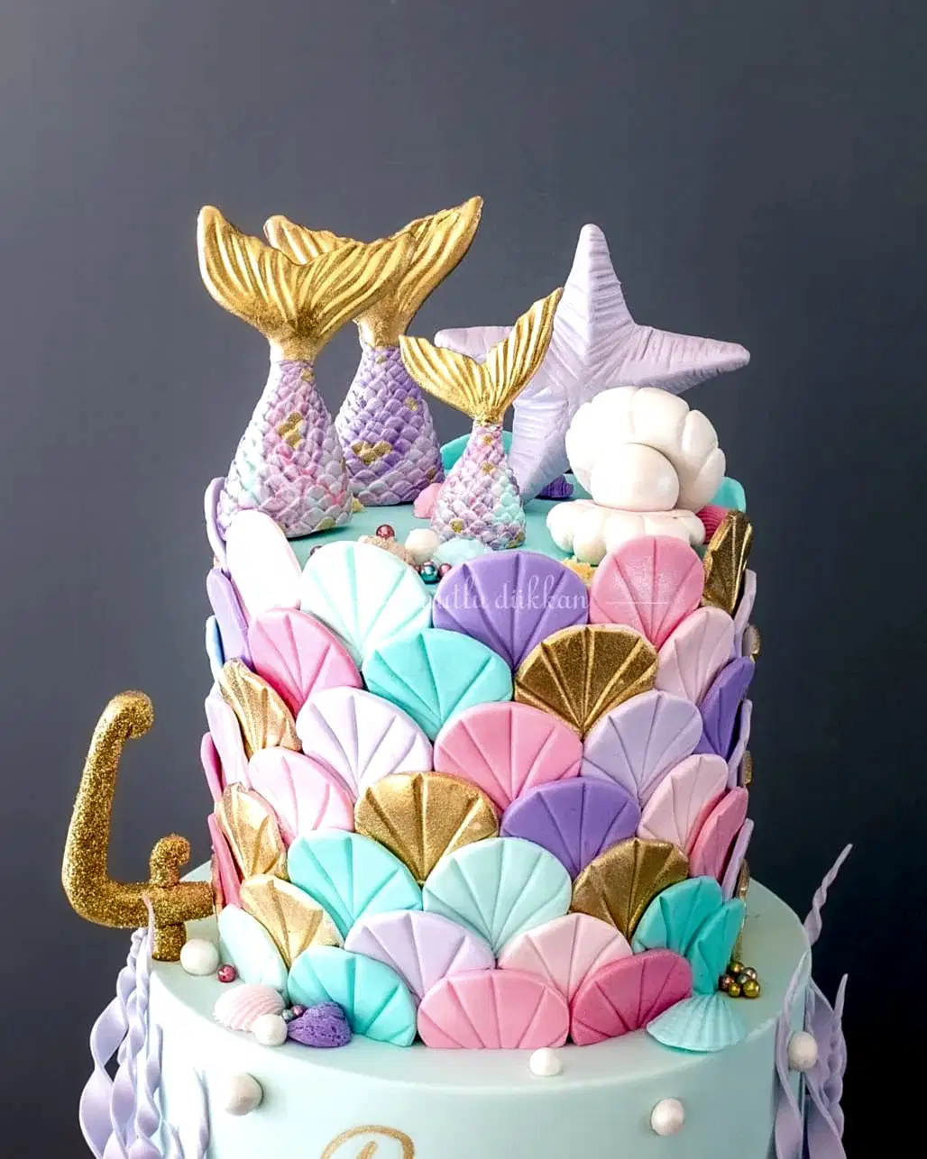 deniz kızı pastası – balık pulu temalı kız çocuk pastası