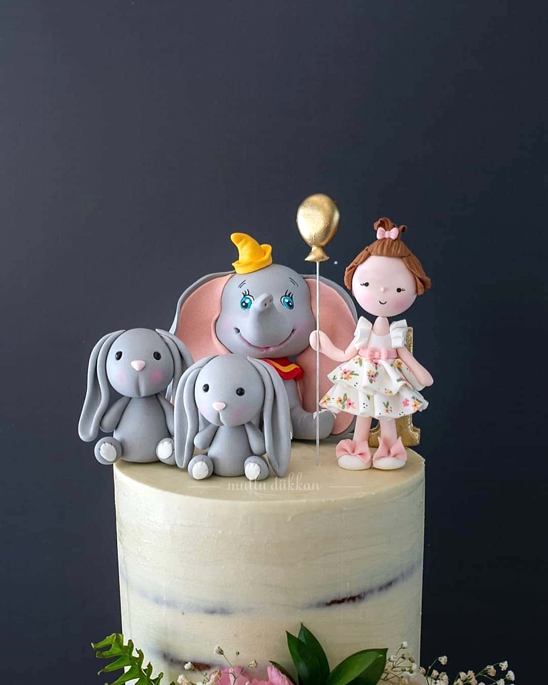 dumbo pasta – çizgi film temalı sevimli çocuk pastası (naked cake)