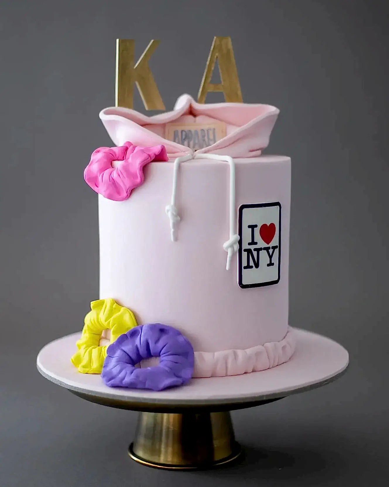 hoodie pasta – pembe sweatshirt temalı genç kız pastası