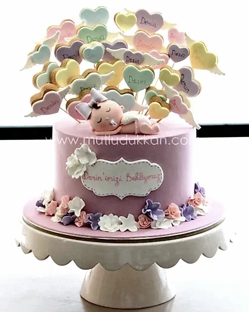 hoşgeldin bebek pasta – kalp temalı baby shower pastası