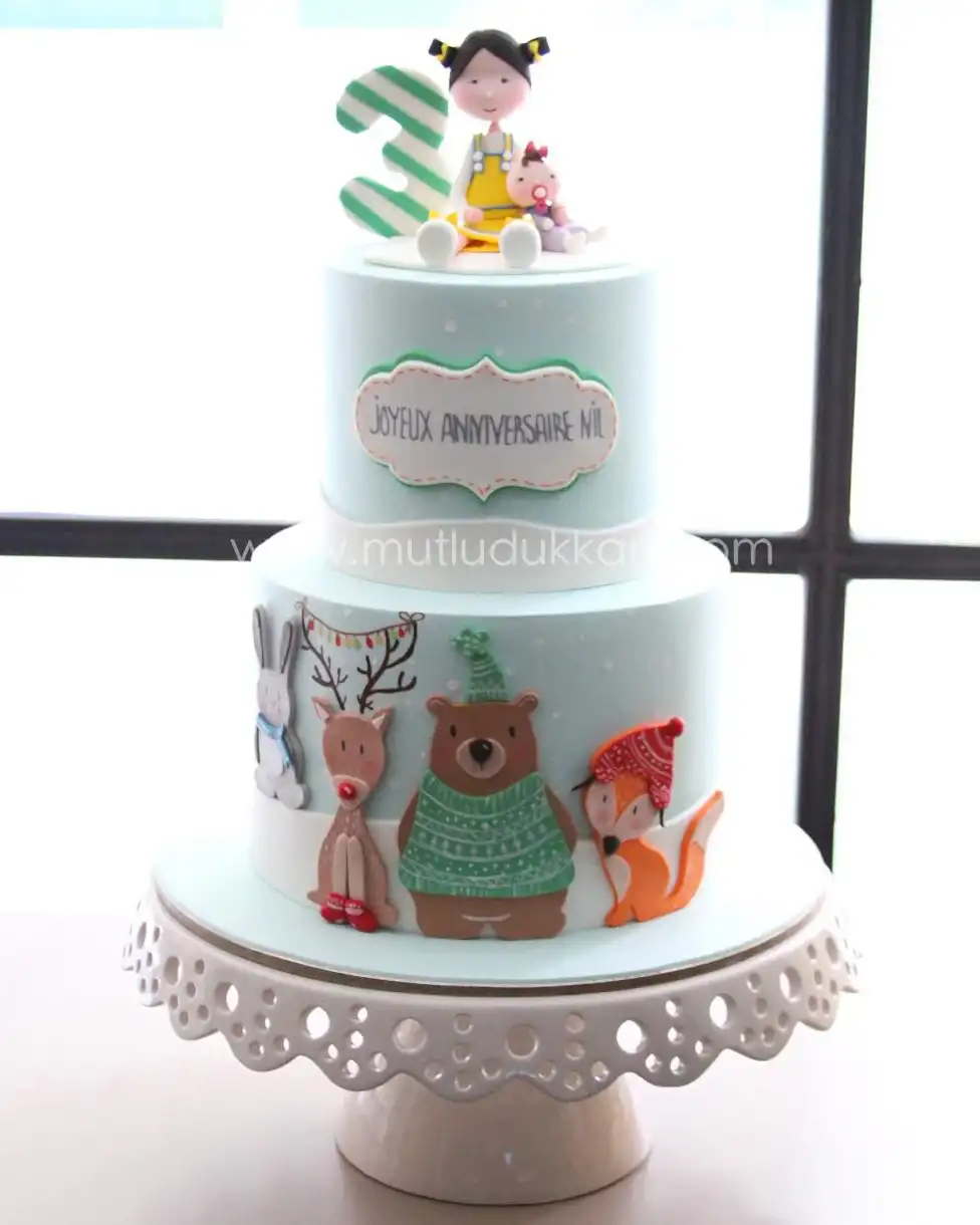 kar pasta – kış hayvanları süslemeli doğum günü pastası