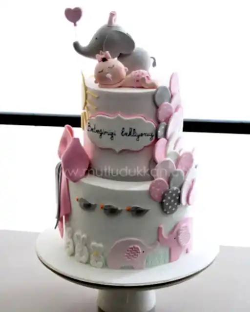 kız bebek pastası – fil süslemeli baby shower pastası
