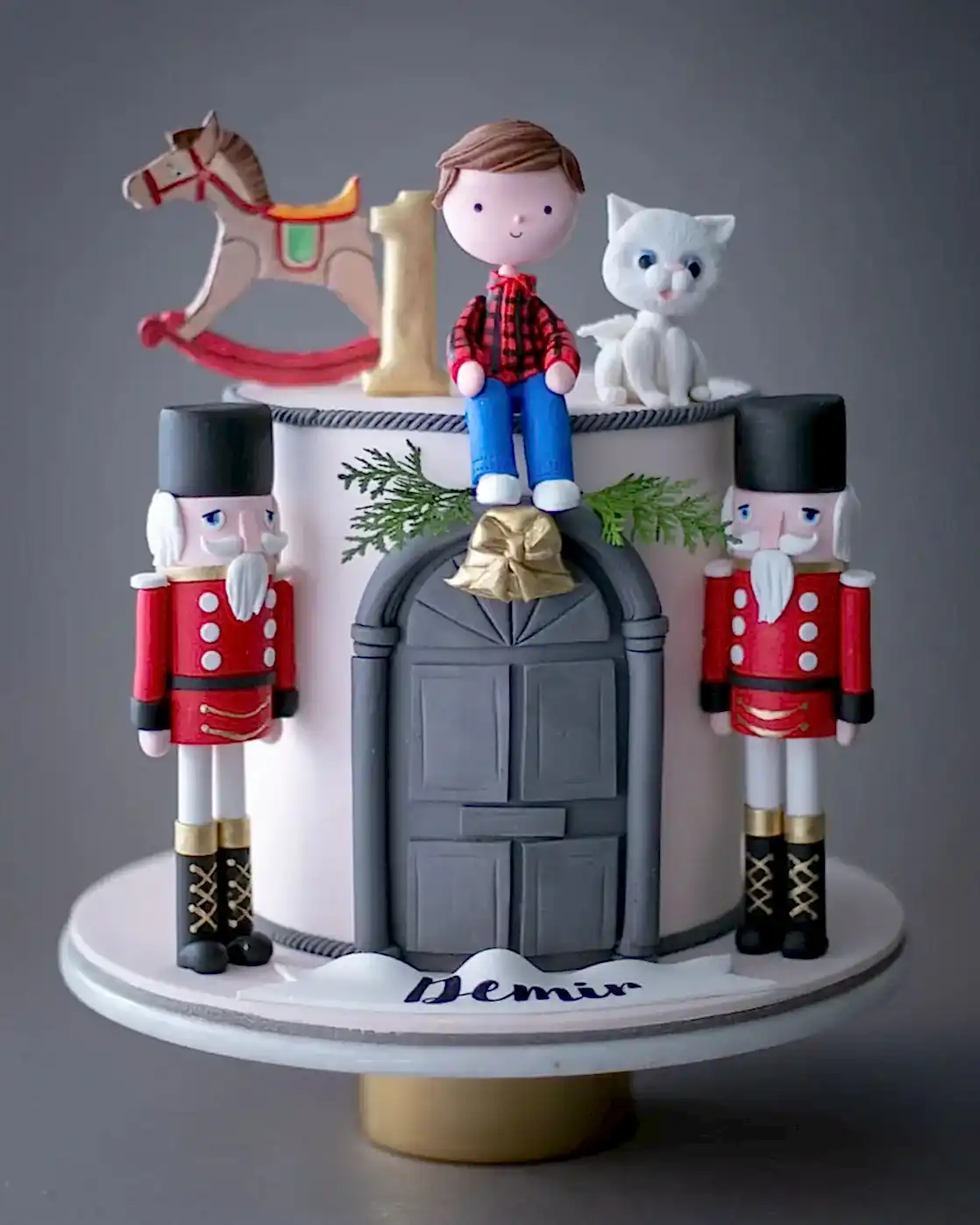 kurşun asker pasta – oyuncak temalı 1 yaş çocuk pastası