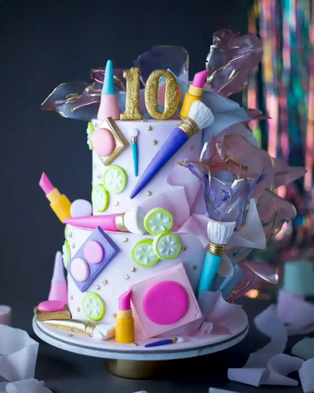 makyaj pasta – güzellik ve spa temalı kız çocuk pastası