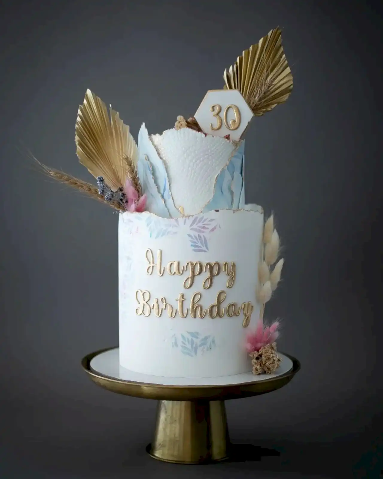 modern pasta – minimalist ve şık 30 yaş kız pastası