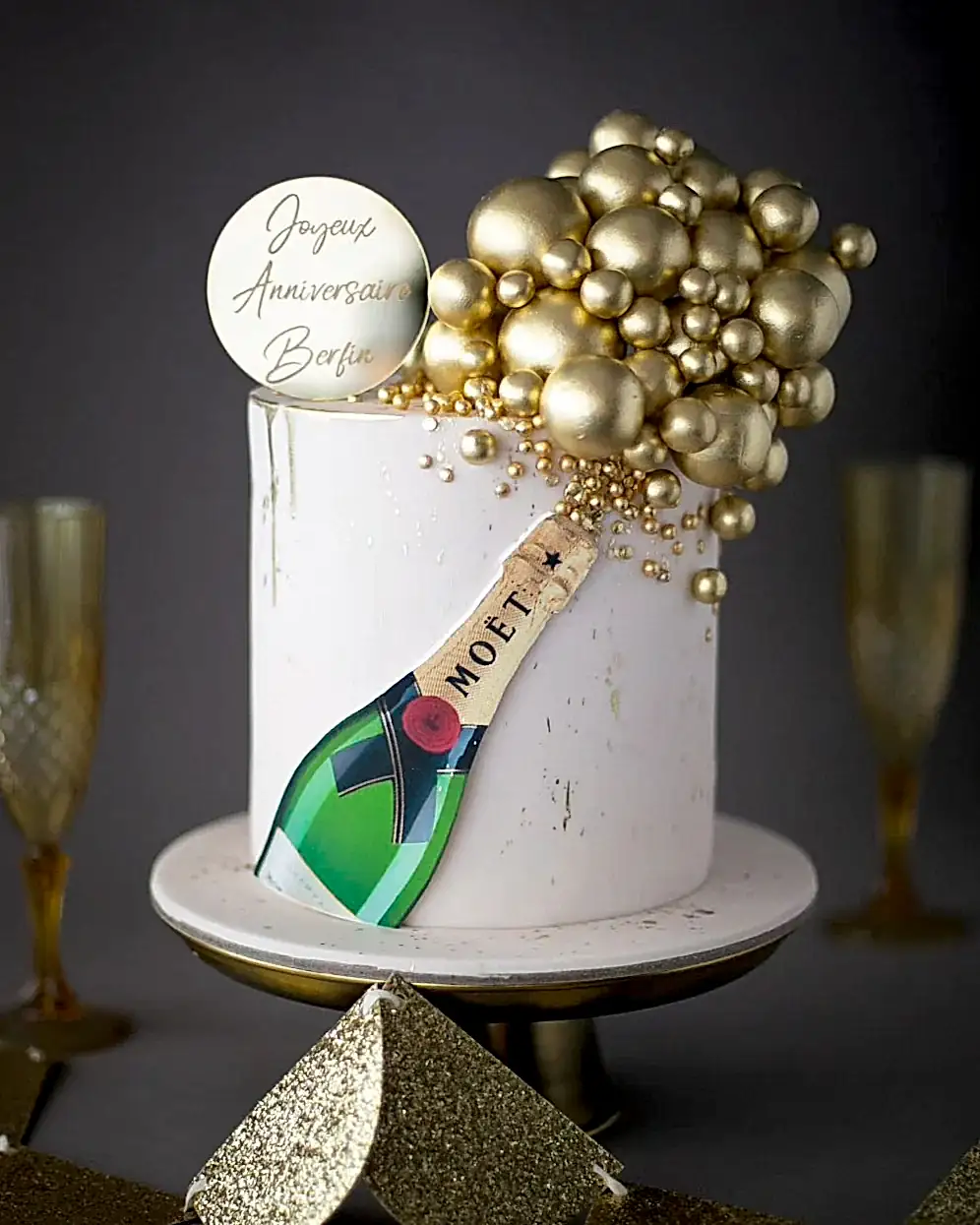 moet şampanya pasta – lüks ve gösterişli kutlama pastası