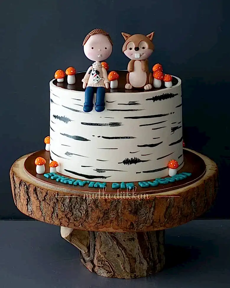 orman pasta - sincap figürlü diş buğdayı pastası