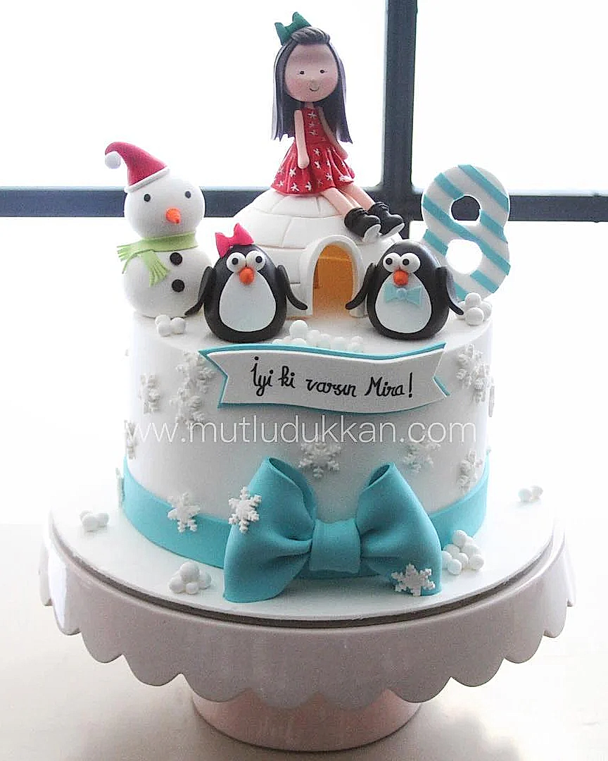 penguen kış pasta – iglo ve kar süslemeli kız pastası