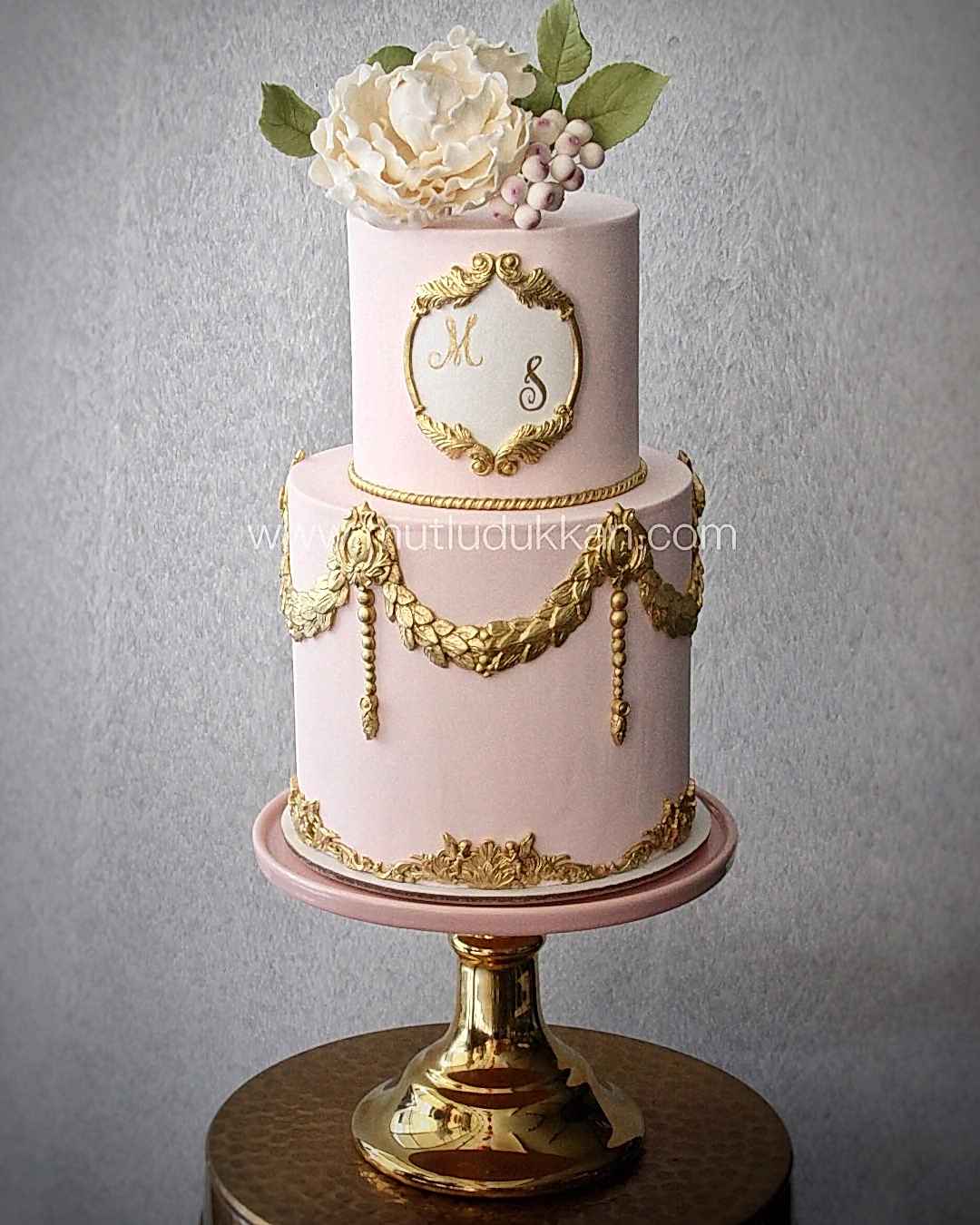 romantik pasta – pudra renkli nişan kutlama pastası