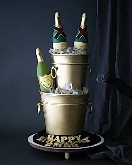şampanya pasta – moet ve dom perignon temalı kutlama pastası