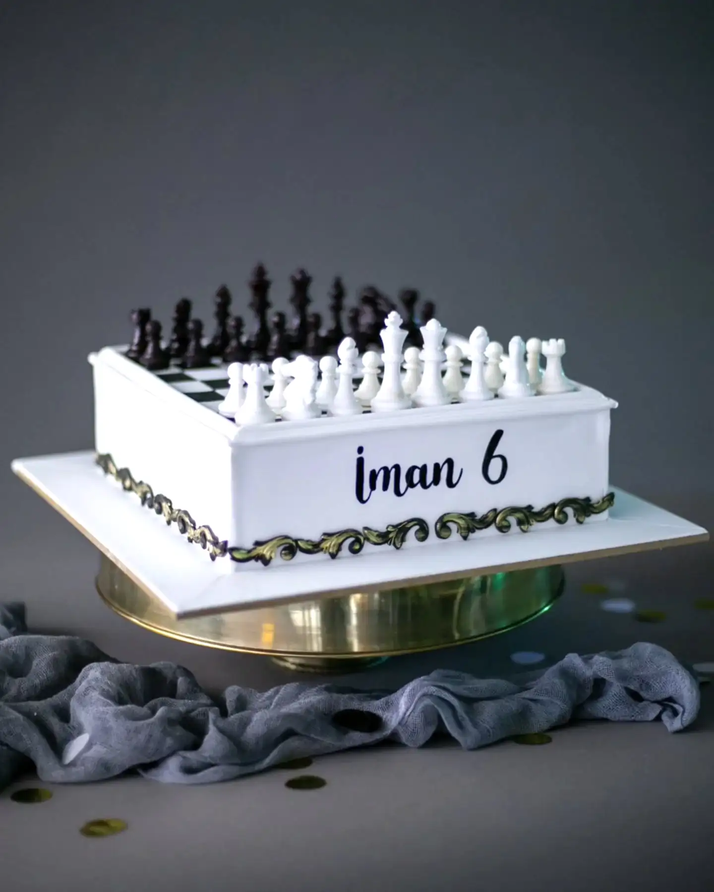 satranç pasta – strateji oyunu temalı doğum günü pastası