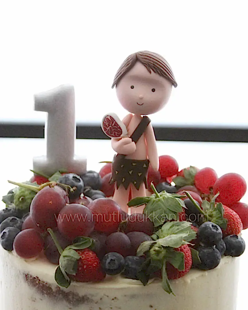taş devri pasta – bambam figürlü erkek pastası (naked cake)