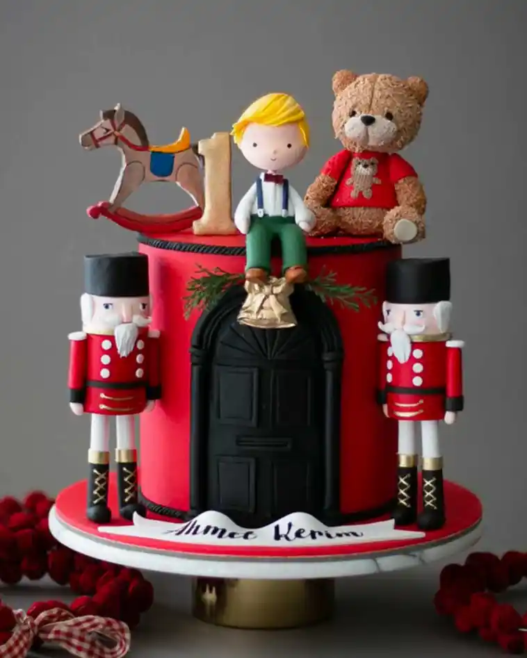 yılbaşı pasta – kurşun asker temalı erkek bebek pastası